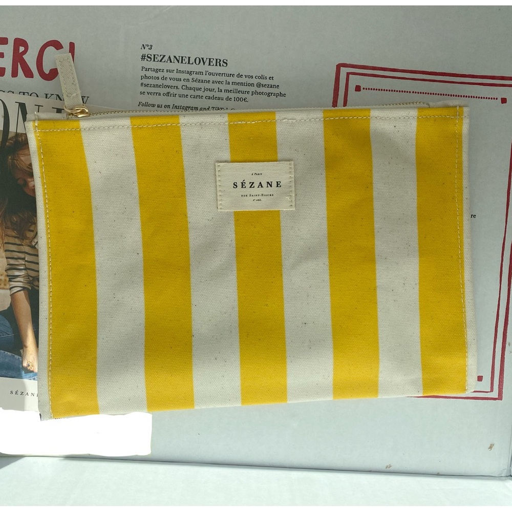 Sezane pouch